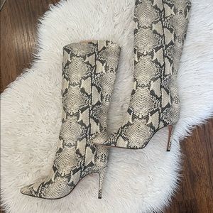 Schutz Maryana Boot Size 7